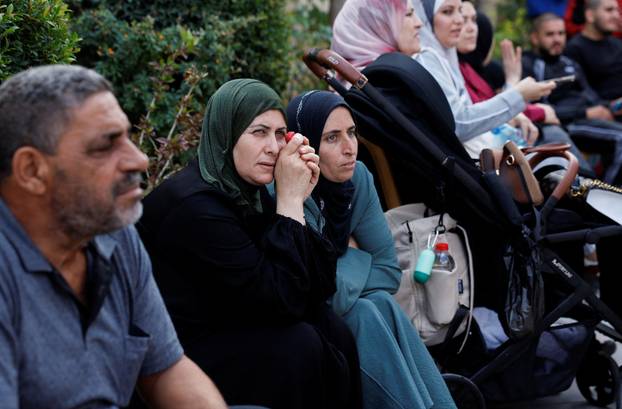 Hostages-prisoners swap deal between Hamas and Israel