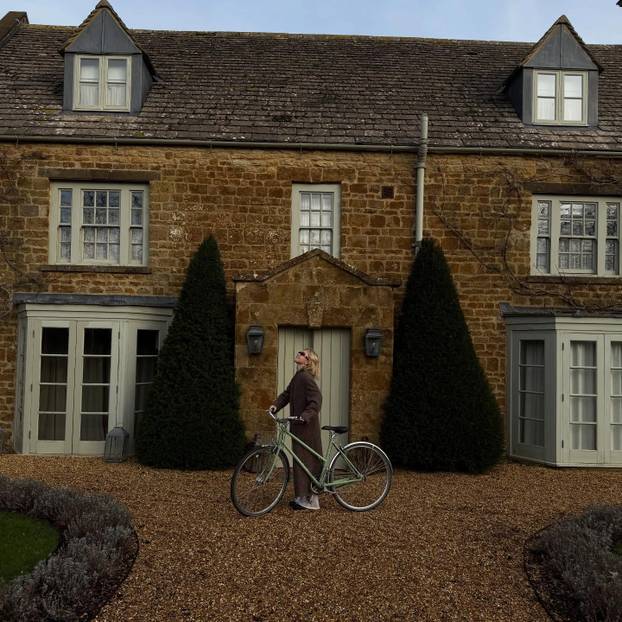 ŠUŠKA SE Zavela je Modrićevog suigrača: Sydney Sweeney ljubi igrača hrvatskih korijena?!