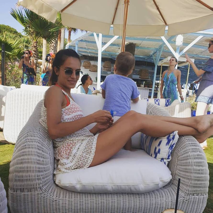 Nives se hvali sinčićem: 'Vozit će te kapetan Oli kad god želiš'