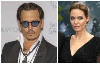 Podrška u teškim vremenima: Johnny Depp tješi Angelinu...