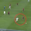 VIDEO Modrić u kontri zaustavio 18 godina mlađe krilo Rome. Talijani u transu: 'Mamma mia'