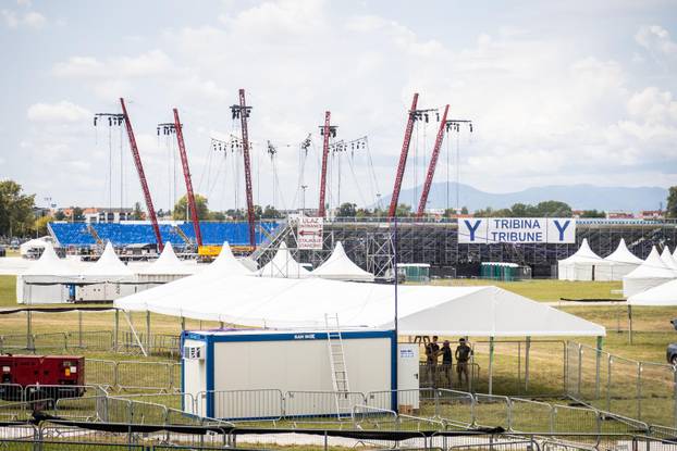 Zagreb: Pripreme za koncert Eda Sheerana na Hipodromu