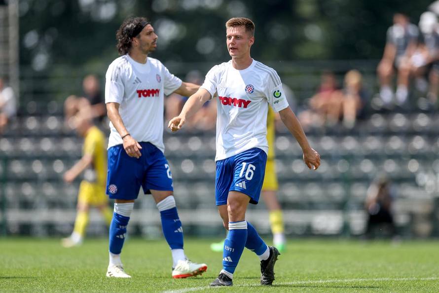 Radomlje: Prijateljska utakmica Rukh Lavov - Hajduk