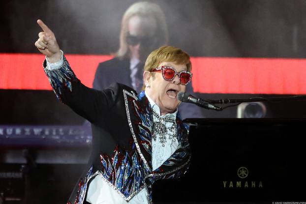 Elton John wraps up the U.S. leg of his ‘Yellow Brick Road’ tour in Los Angeles