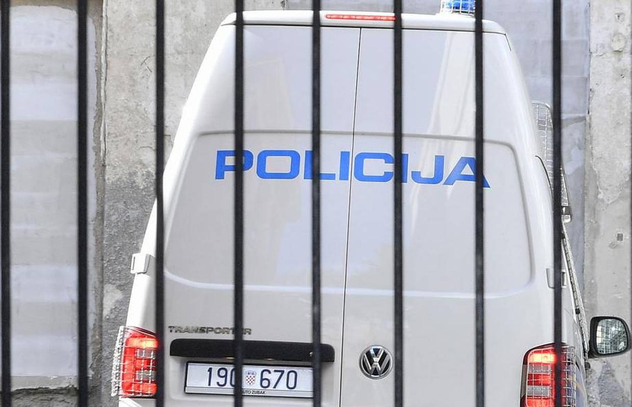 Splitska policija privela 42 ljudi nakon utakmice Hajduk-Osijek