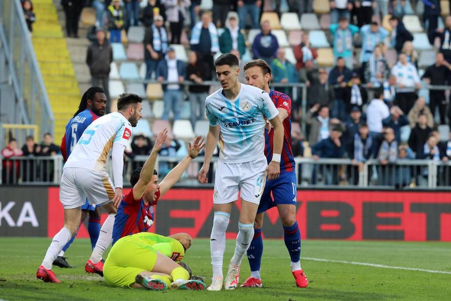 Rijeka: Utakmica  SuperSport HNL-a izme??u Rijeke i Hajduka 