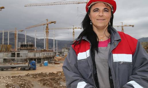 One upravljaju dizalicom, gase požare i - mijenjaju vam  gume