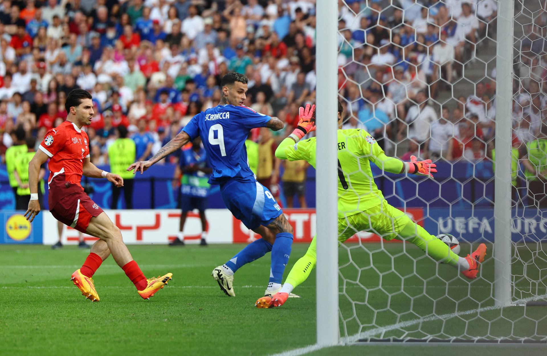 Euro 2024 - Round of 16 - Switzerland v Italy