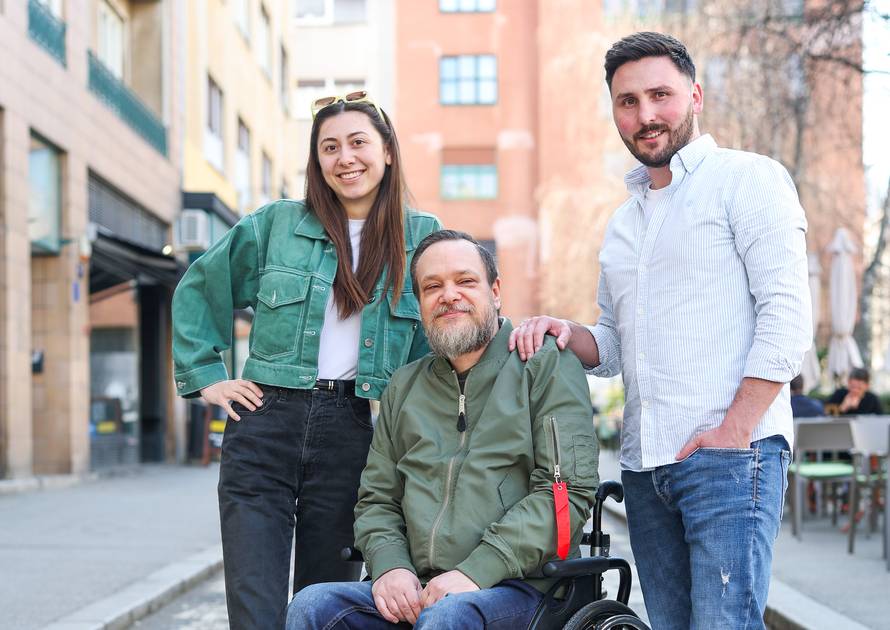 24sata Zagreb: Ekipa koja je osmislila aplikaciju Helpi