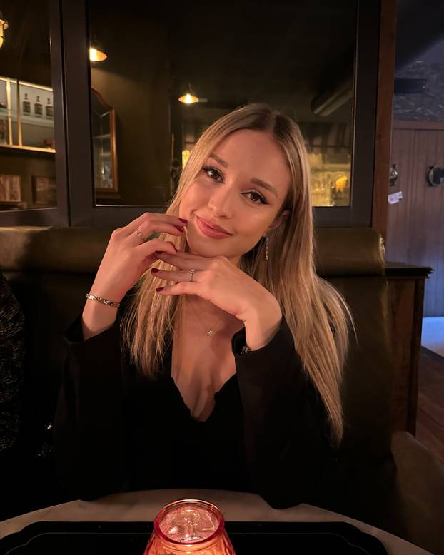 FOTO Pradjed joj je nogometna legenda. I ona ima masu fanova