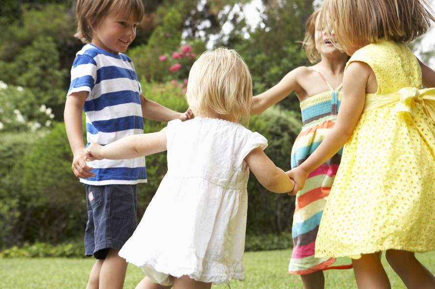 Zabavno dijete je popularno, a popularno dijete - zabavnije