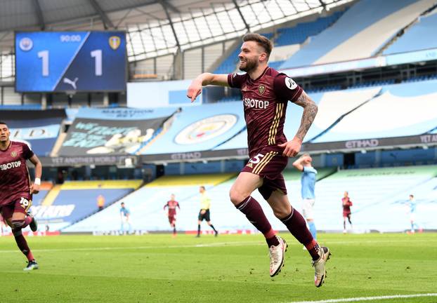 Premier League - Manchester City v Leeds United