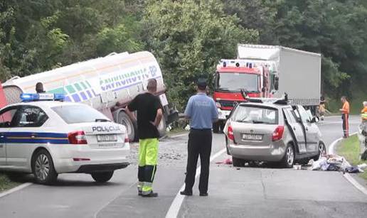 Teška nesreća na D1! Sudar cisterne i auta, poginuo muškarac