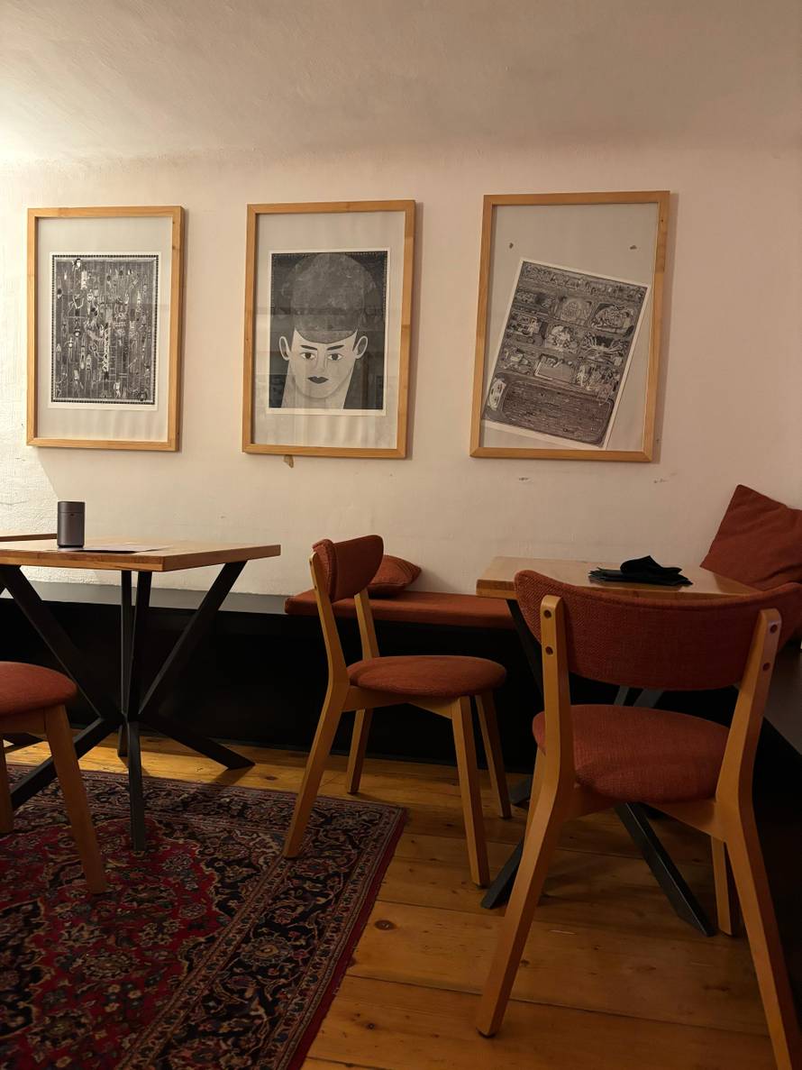 Posjetili smo novo IT koktel mjesto u Zagrebu! Tu radi TV zvijezda. Nudi se i 'pornstar'...