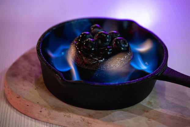 Zagreb: Butchers Barrel bar