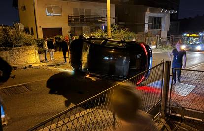 FOTO Auto završio na boku na zagrebačkom Sv. Duhu: 'Vozaču je pozlilo. Zabili su se u ogradu'