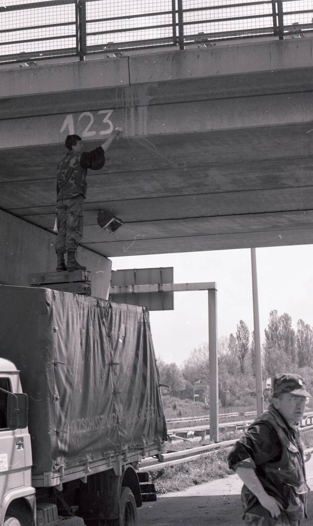 Autocesta u Novskoj 3.5.1995.