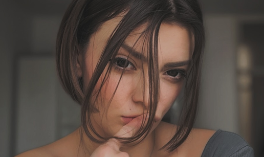 Ella Dvornik iznenadila je novim zahvatom na licu: 'Malo tu&zcaron;na'