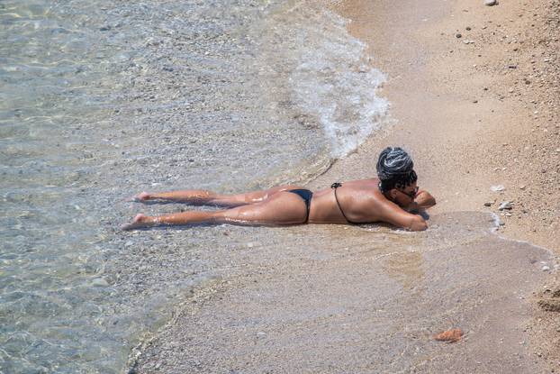 Dubrovnik: Kupanje na najpoznatijoj dubrovačkoj plaži