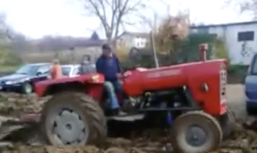 YouTuber Omčo (37) o 'Grumpy farmeru': 'Duša moja, vidi ore njivu nasred grada. Sviđa mi se'