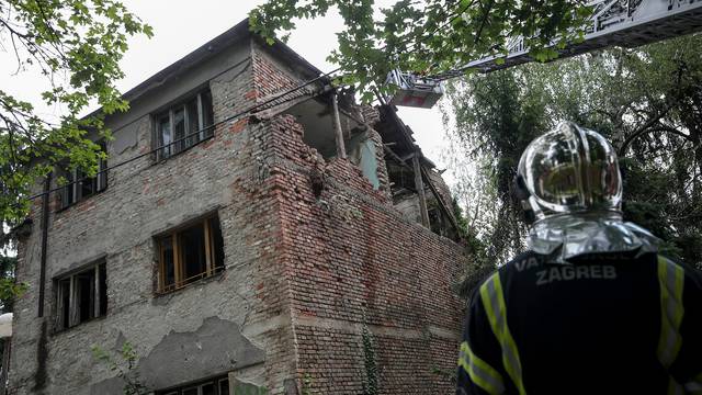Zagreb: Urušio se zid napuštene kuće u Krugama