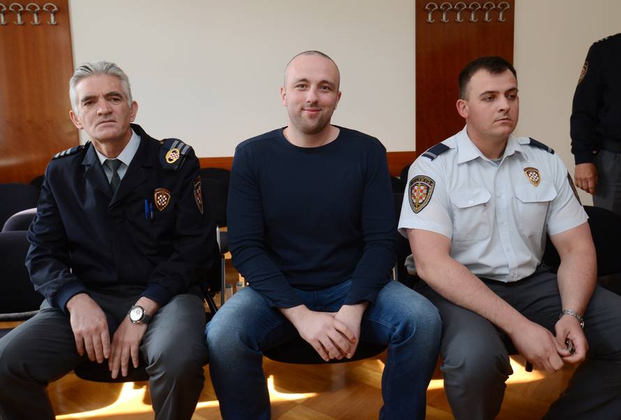 Osudili Koradea: Oteo ih, gazio, tukao i prijetio da će ih ubiti...