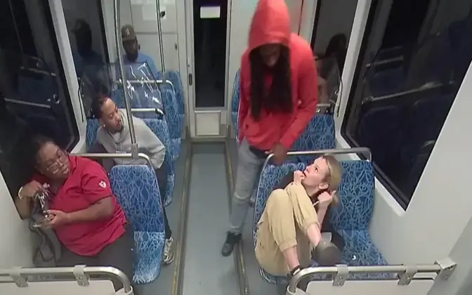 Izbo ju je u vlaku. Umirala je sama. Obitelj je molila: Samo nemojte  objaviti tu snimku! | 24sata