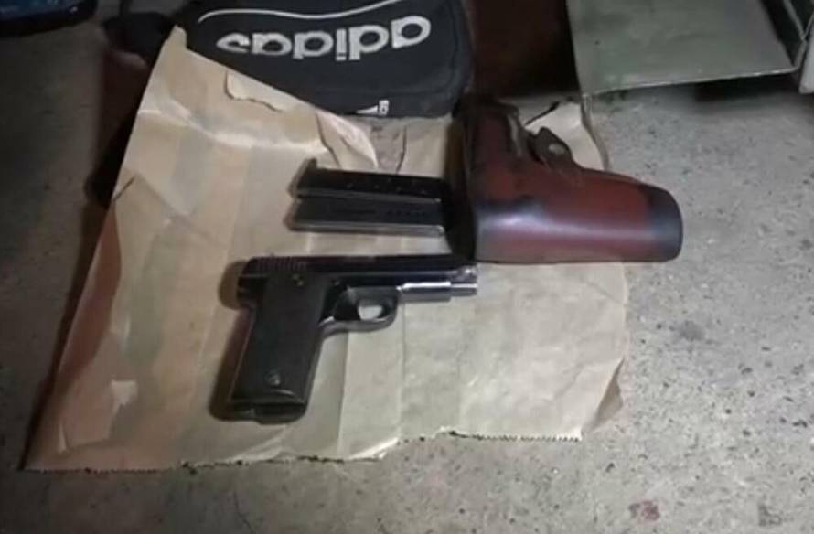 Pogledajte snimku uhićenja oca ubojice iz Mladenovca! Bio je u vojsci, našli mu arsenal oružja