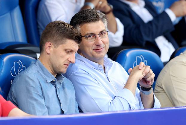 Umag: Premijer Andrej Plenković i Gari Cappelli stigli na polufinalni meč ATP turinira