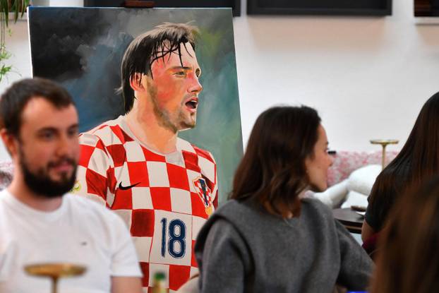 Varaždin: Otvorena prva samostalna izložba Ivone Dragičević