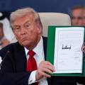 FOTO Trump potpisao sporazum o miru u Gazi: 'Ovo će spriječiti Treći svjetski rat. Sad će uspjeti'