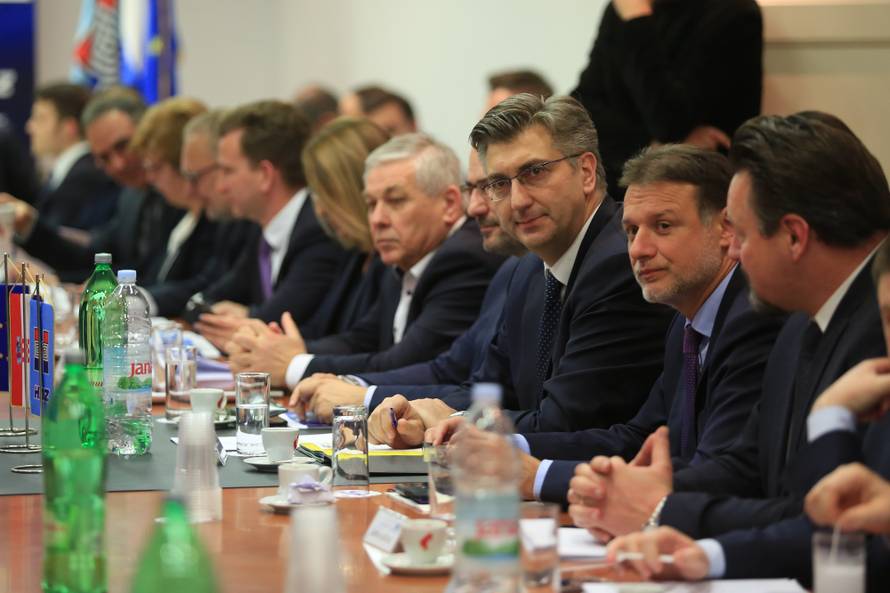 'Ne razmišljamo o prekidu,  s SDSS-om dobro surađujemo'