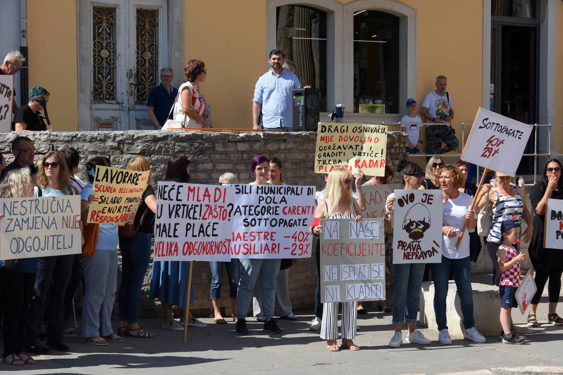 Prosvjed odgojitelja u Puli