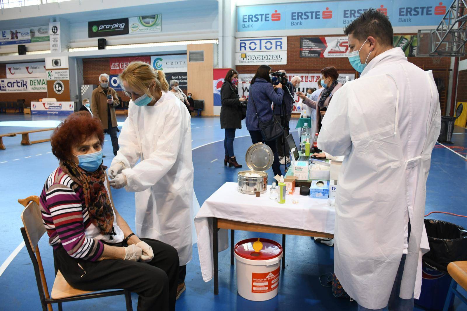 Bjelovar: Organiziran prvi punkt za cijepljenje u BBŽ, cijepljene su 324 osobe