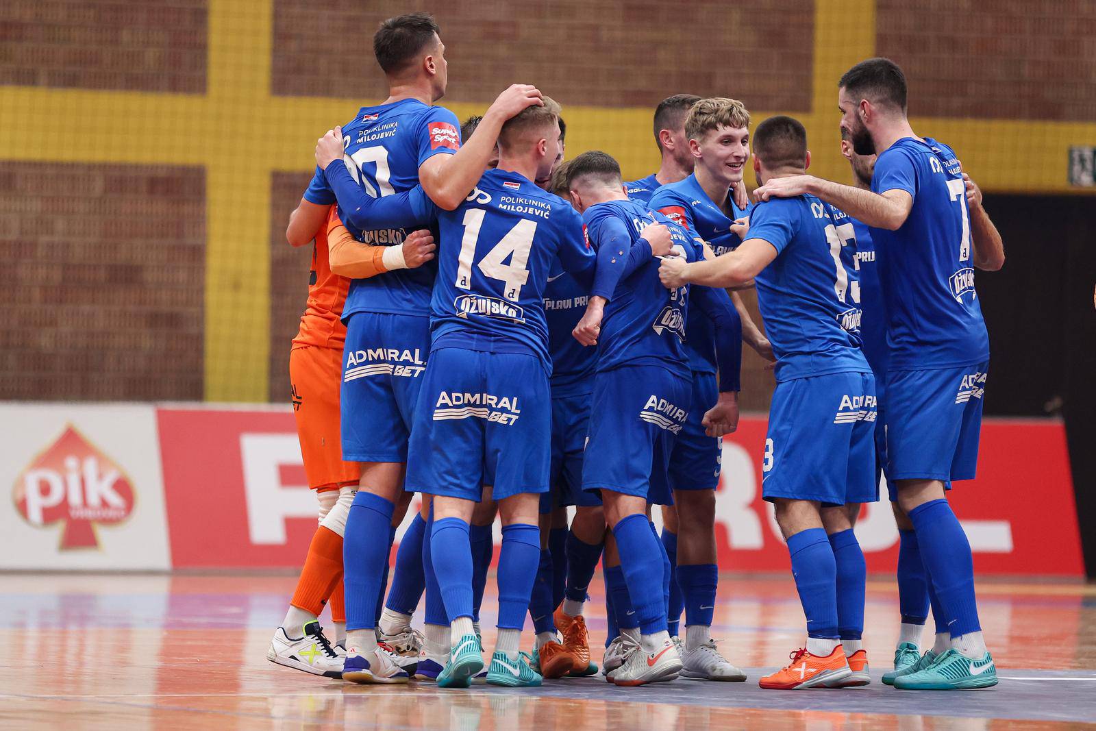 Zagreb: Hrvatski malonogometni superkup 2024., polufinale, MNK Futsal Dinamo - MNK Stanoinvest Futsal Pula