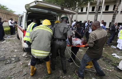 Bomba raznijela zgradu UN-a u Nigeriji, najmanje 18 mrtvih