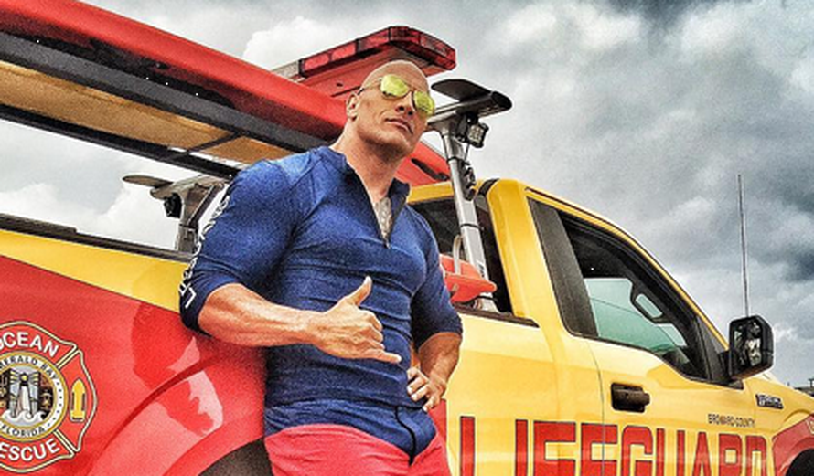 Efron je ozbiljno shvatio ulogu: Mišići su spremni za plažu