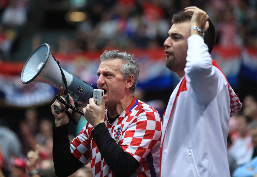 'Kupio sam megafon, a Nijemci su poslali redara da me utiša'