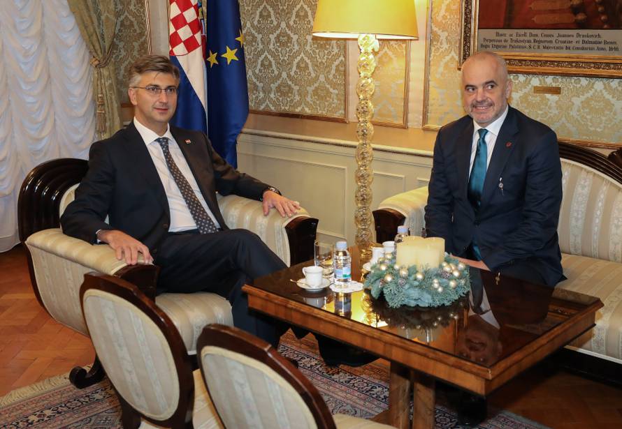 Plenković i Rama potpisali su Deklaraciju o partnerstvu