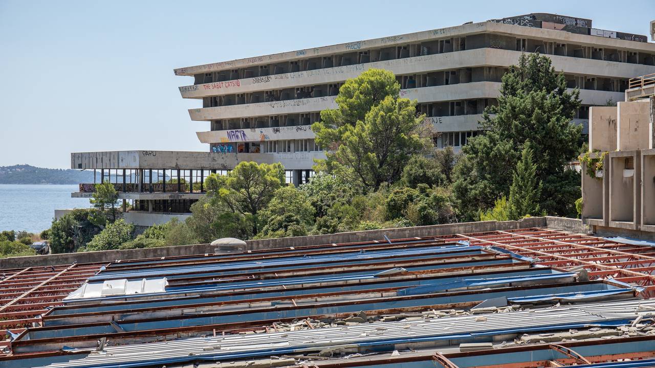 FOTO Evo kako izgledaju Kupari, nekada najluksuznije kupalište: Srušit će sve osim hotela Grand