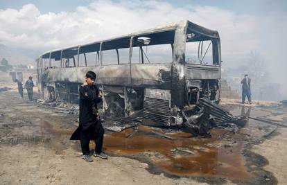Afganistan: Raznesen autobus, poginulo je najmanje 11 ljudi