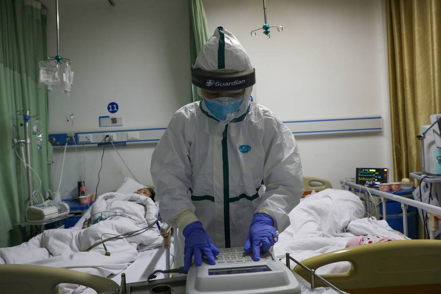 Korona virus ubio 1113 ljudi: 'Veća prijetnja nego terorizam'