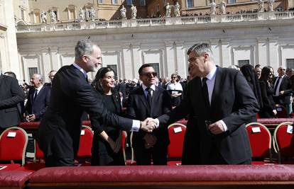 UŽIVO Sprovod pape Franje: Milanović u 1. redu uz Trumpa, susreo se s kraljem Španjolske