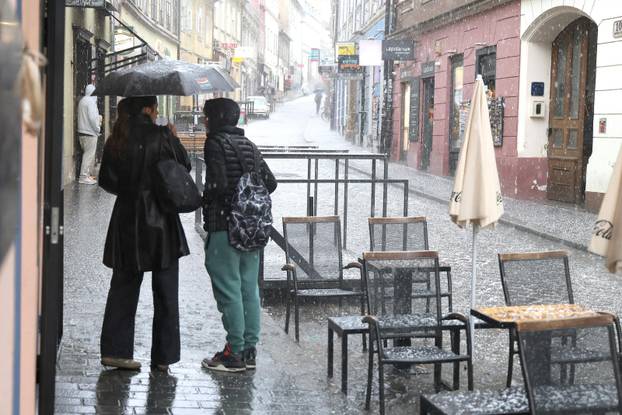 Zagreb: Jaka tuča pogodila Zagreb