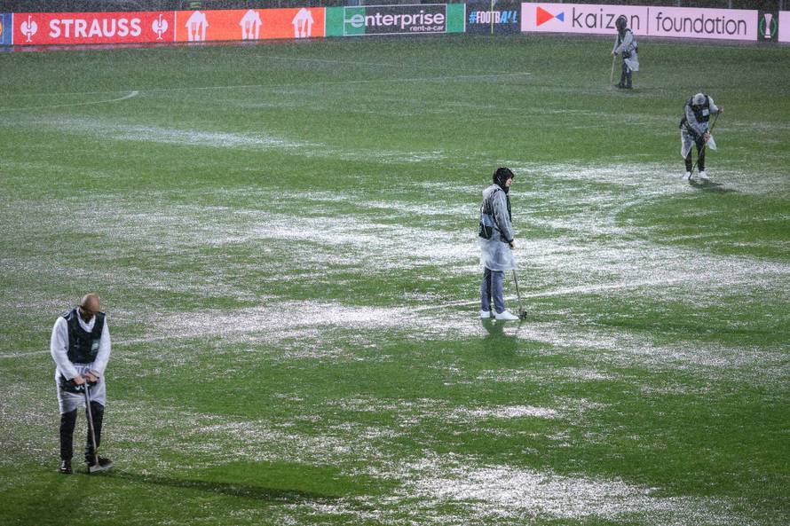 Utakmica između Rijeke i Sparte Prag u Konferencijskoj ligi prekinuta zbog kiše