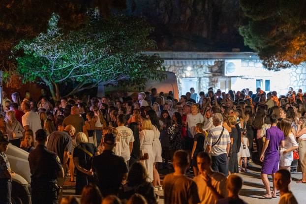 Zaton: Zatonsko ljeto,  koncert Maje  Suput