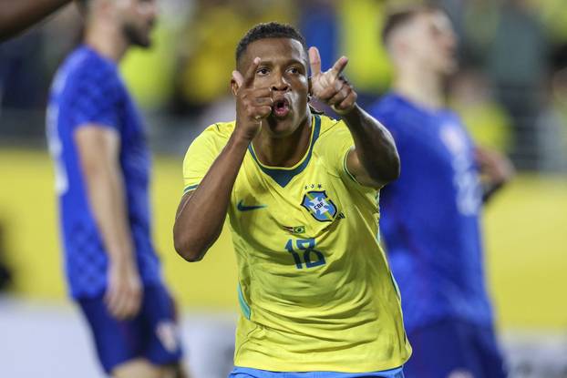 Soccer: International Mens Friendly-Croatia at Brazil