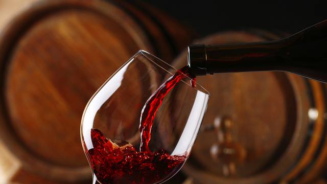 Mitovi o vinima: Što starije - to bolje, crna vina su zdravija...