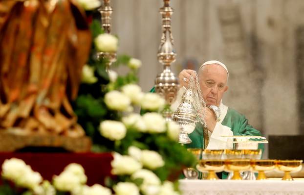 Pope Francis leads closing Mass of the synod of Amazonian bishops