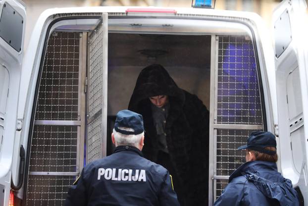 Rijeka: Privođenje Roberta Di Caprija i supruge Iris Kramarić